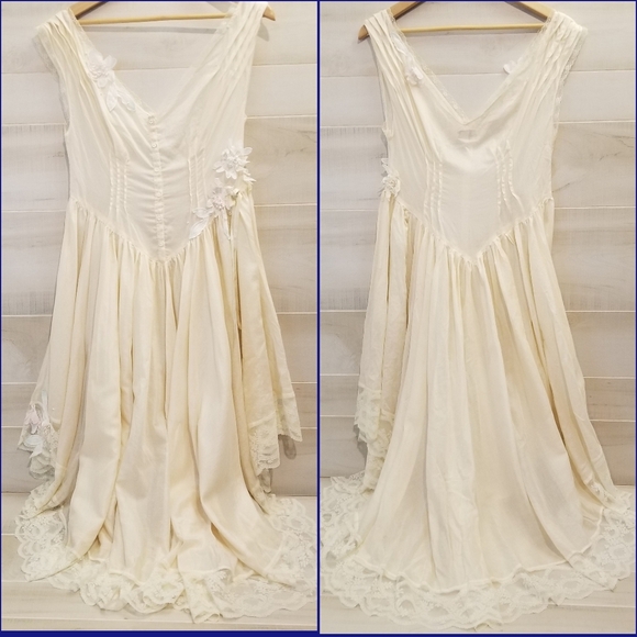 Vintage Other - {S} Vintage Cinzia Nightgown Flowers and Lace Fairycore Cottagecore Gardencore